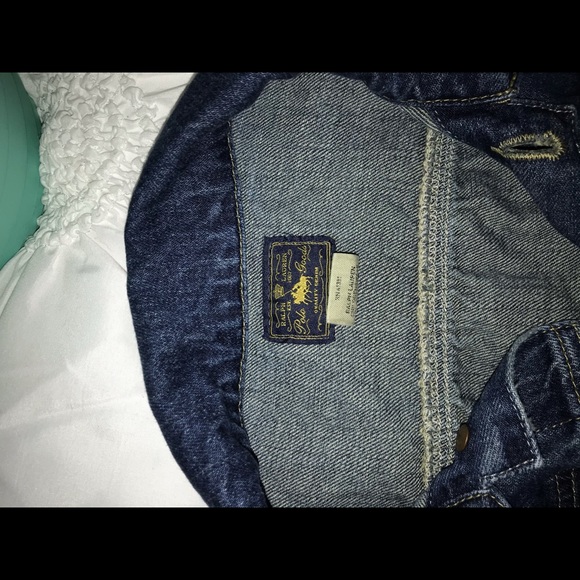 Jacket - Picture 3 of 3